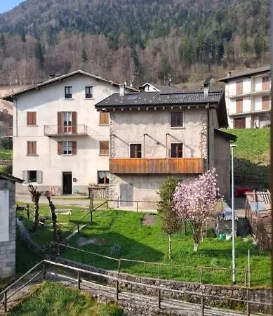 Guest house La Dimora Di Beatrice Santa Brigida